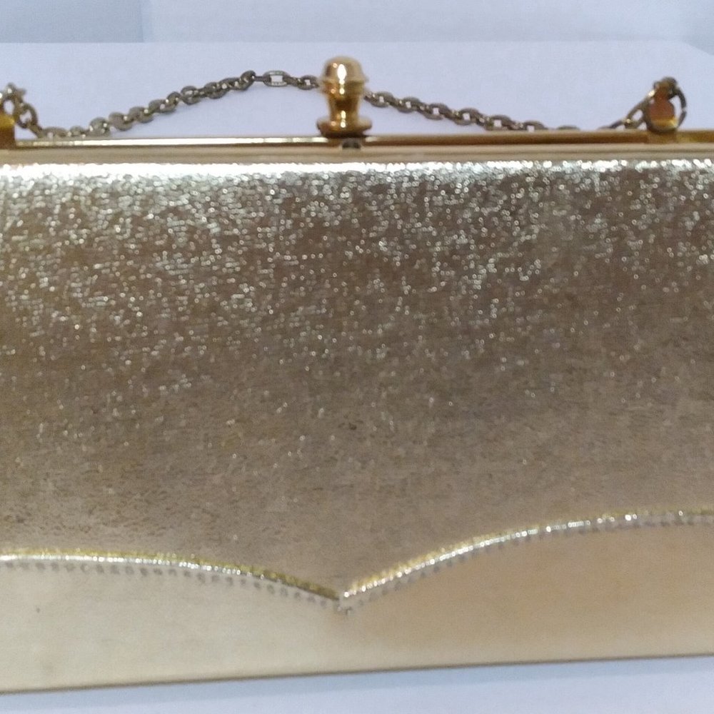 Love this Gold Lame Purse, Handbag, Evening Clutch. Nice intricate detail.
